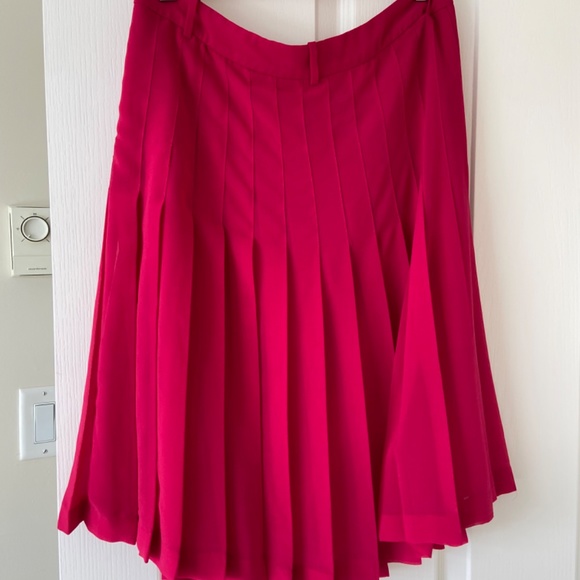 BCBGMAXAZRIA Pink pleaded skirt - Picture 3 of 3